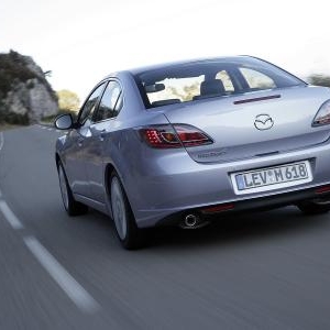 MAZDA 6. 