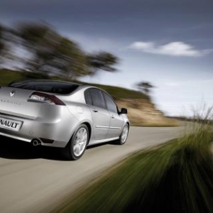 AUTO Essai: Renault Laguna GT.