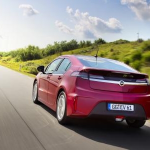 Opel Ampera