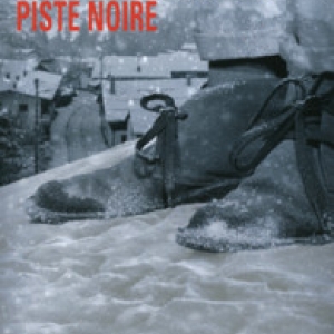 Piste noire de  Antonio Manzini   Editions Denoel.