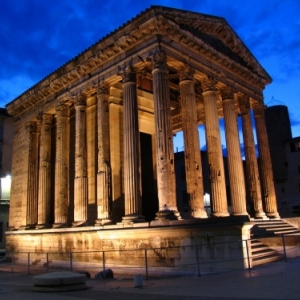 Vienne, le Temple Vienne, le Temple