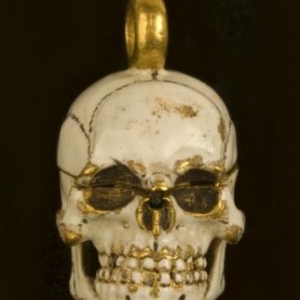 Pendentif memento mori Pendentif memento mori