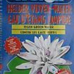 Eau d'étang limpide