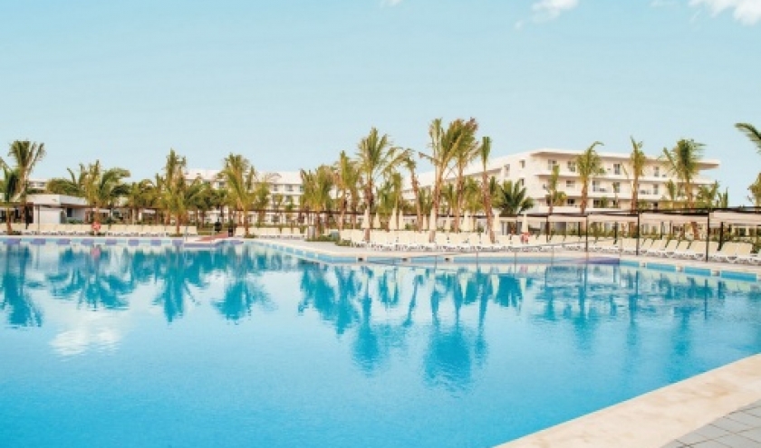 RIU inaugure le Riu Republica, un nouvel hôtel exclusif pour adultes à Punta Cana