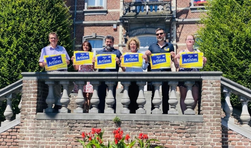 L’Echevin de la Culture d'Ottignies-L.L.N. et les organisateurs de « Place aux Artistes » © E.G.