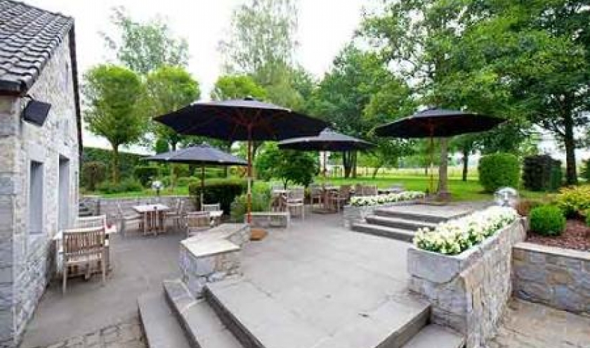 La terrasse du restaurant Le Coq aux Champs