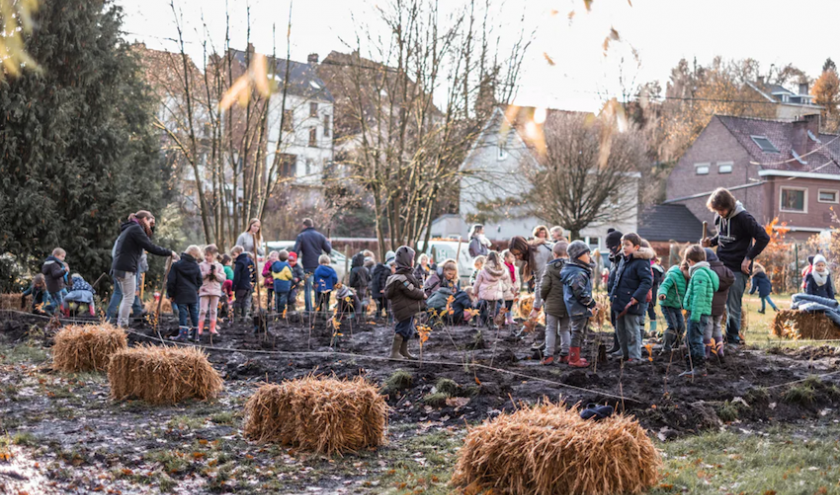 Eneco offre à dix écoles belges leur propre forêt scolaire