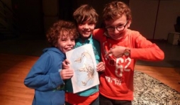 Le Diplomondus et ses amis de l'école comunale de Trois- Ponts