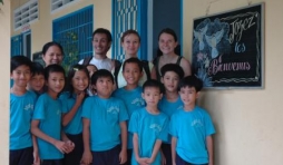 01.Arrivee ecole Vin Son 