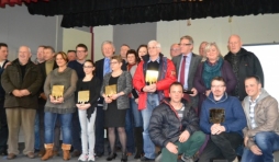 Les laureats aux differents trophees