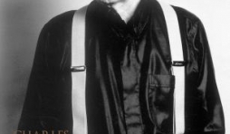 Charles Aznavour  D’une porte à l’autre  Editions Don Quichotte.